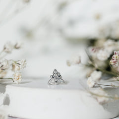 Simple Diamond Flower Nose Stud in Gold