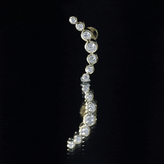 Graduated Diamond Crawler Helix Earring in Bezel Set