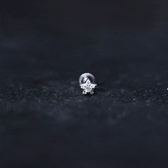 Round Diamond Star Forward Helix Earring