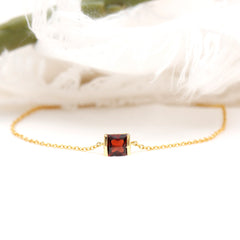 Genuine 1.4 Carat Princess Cut Garnet Solitaire Chain Bracelet