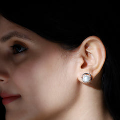 Natural 16 Carat Cultured Pearl Stud Earrings in Silver