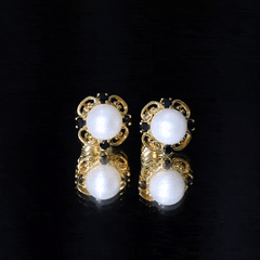 Vintage Style Freshwater Pearl and Black Onyx Stud Earrings