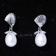 Sterling Silver 12 Carat Freshwater Pearl Drop Earrings with Certificate