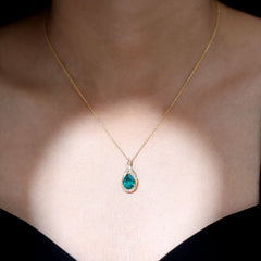 Lab Grown Emerald Vintage Inspired Necklace with Diamond