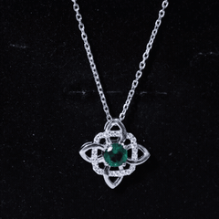 Lab Grown 0.8 Carat Emerald Floral Necklace in Silver