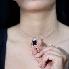 9 Carat Emerald Cut Lab Grown Black Diamond Pendant Necklace In Silver