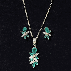 Nature Inspired Emerald and Diamond Dangle jewelry Set