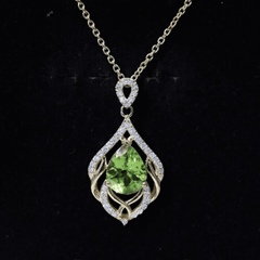 Designer 2.2 Carat Peridot Necklace with Lab Diamond