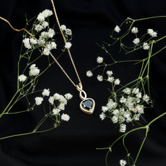 2 Carat Black Onyx Infinity Heart Pendant with Diamond