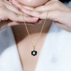 Natural Heart Shape Black Onyx Flower Pendant Necklace With Chain