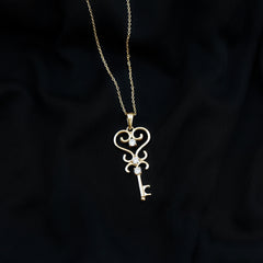 1/4 CT Vintage Zircon Key Pendant Necklace