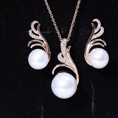 Freshwater Pearl and Diamond Designer Jewelry Set