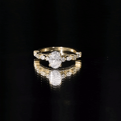 Oval Moissanite Solitaire Engagement Ring in Claw Setting