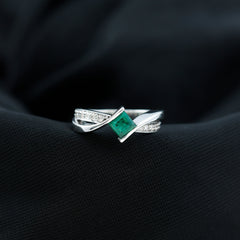 Certified Princess Cut Lab Grown Emerald Diamond Infinity Promise Ring