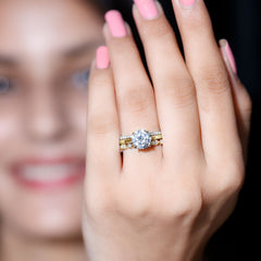 Round shape Solitaire Moissanite Trio Wedding Ring Set