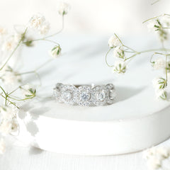 1.25 CT Round Cut Moissanite Halo Classic Band Ring