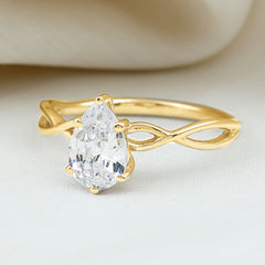 Lab Grown Diamond Pear Engagement Ring with Infinity Band