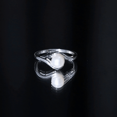 Bypass Freshwater Pearl Solitaire Ring