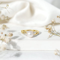 Natural Freshwater Pearl and Diamond Solitaire Crossover Ring