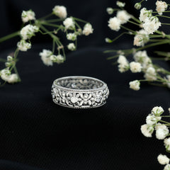 Flower Inspired Zircon Filigree Wedding Band