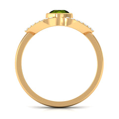 0.75 CT Split Shank Peridot Solitaire Ring with Diamond Accent