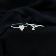 6mm Heart Ethiopian Opal Wedding Ring Set with Diamond