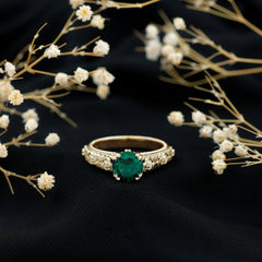8 mm Round Lab Created Emerald Antique Looking Engagement Ring with Diamond