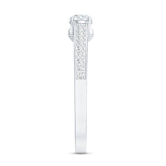 Certified Lab Grown Diamond Minimalistic Engagement Ring