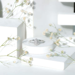 Lab Grown Diamond Pear Shaped Engagement Ring for Her