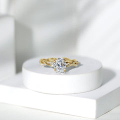 7X9 mm Lab Grown Diamond Oblong Engagement Ring