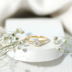 Diamond Vintage Looking Engagement Ring