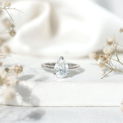 2 CT Moissanite Pear Shaped Engagement Ring for Women