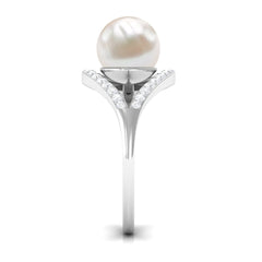 Designer Freshwater Pearl Solitaire and Diamond Ring