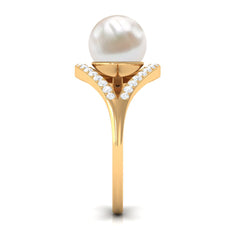 Designer Freshwater Pearl Solitaire and Diamond Ring
