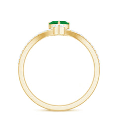 Designer Emerald Heart Engagement Ring with Diamond
