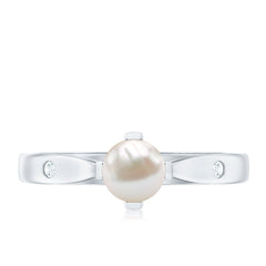 Elegant Bead Set Freshwater Pearl Solitaire Promise Ring with Diamond