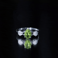 1 Carat Oval Cut Peridot Flower Engagement Ring