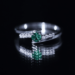 Certified Lab Grown Emerald Diamond Simple Promise Ring with Bypass Shank