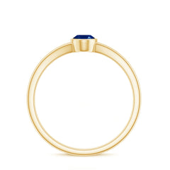 Oval Blue Sapphire Solitaire Engagement Ring in Split Shank