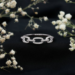 Minimal Cubic Zirconia Chain Link Ring