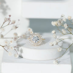 2.25 CT Zircon Cocktail Engagement Ring in Gold