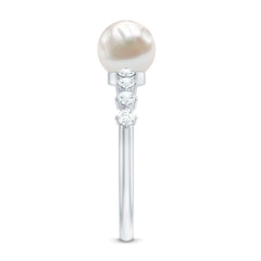 Designer Freshwater Pearl Solitaire Ring with Diamond