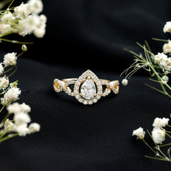 Pear Shape Lab Grown Diamond Teardrop Engagement Ring