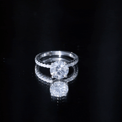Peg Head Set Moissanite Solitaire Engagement Ring