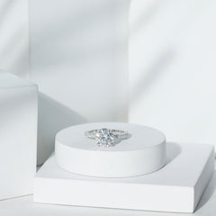 Peg Head Set Moissanite Solitaire Engagement Ring