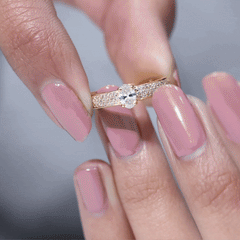 Oval Cut Diamond Classic Engagement Ring