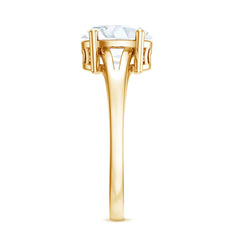 Solitaire Oval Cut Moissanite Split Shank Engagement Ring