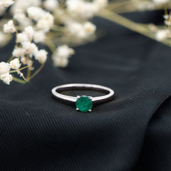 Round Shaped 5MM Emerald Solitaire Promise Ring for Her