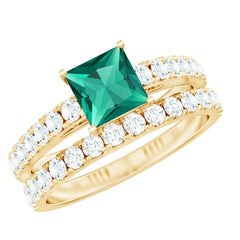 Lab Grown Emerald Princess Cut Engagement Ring with Wedding Band