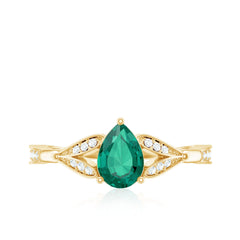 Pear Shape Lab Grown Emerald Teardrop Engagement Ring With Diamond